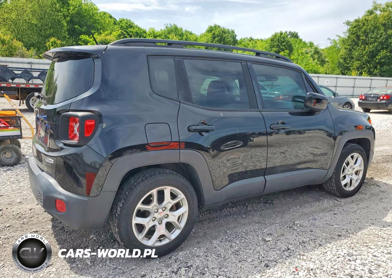 2017 Jeep Renegade Latitude VIN:ZACCJABB7HPG37939 - 3