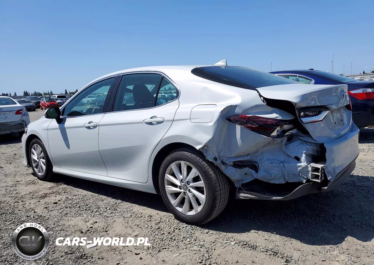 2024 Toyota Camry Le VIN:4T1C11AKXRU243767 - 2
