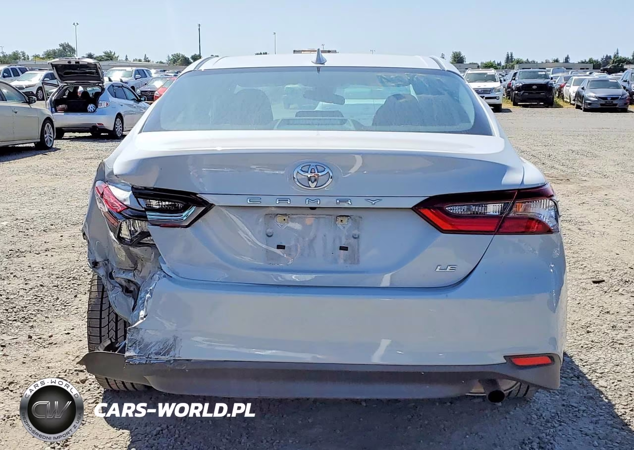 2024 Toyota Camry Le VIN:4T1C11AKXRU243767 - 6