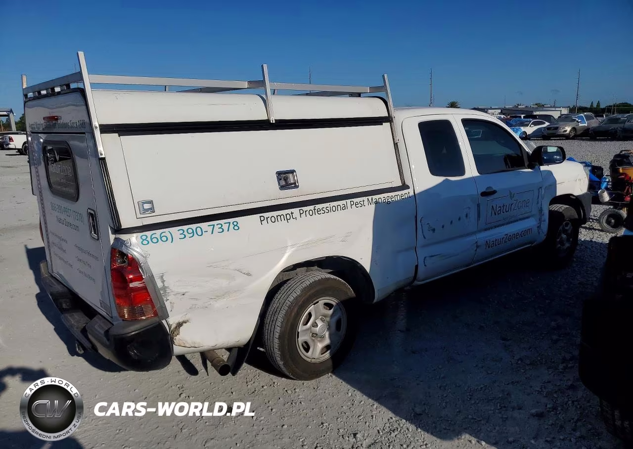 2015 Toyota Tacoma Access Cab VIN:5TFTX4CN6FX067919 - 3