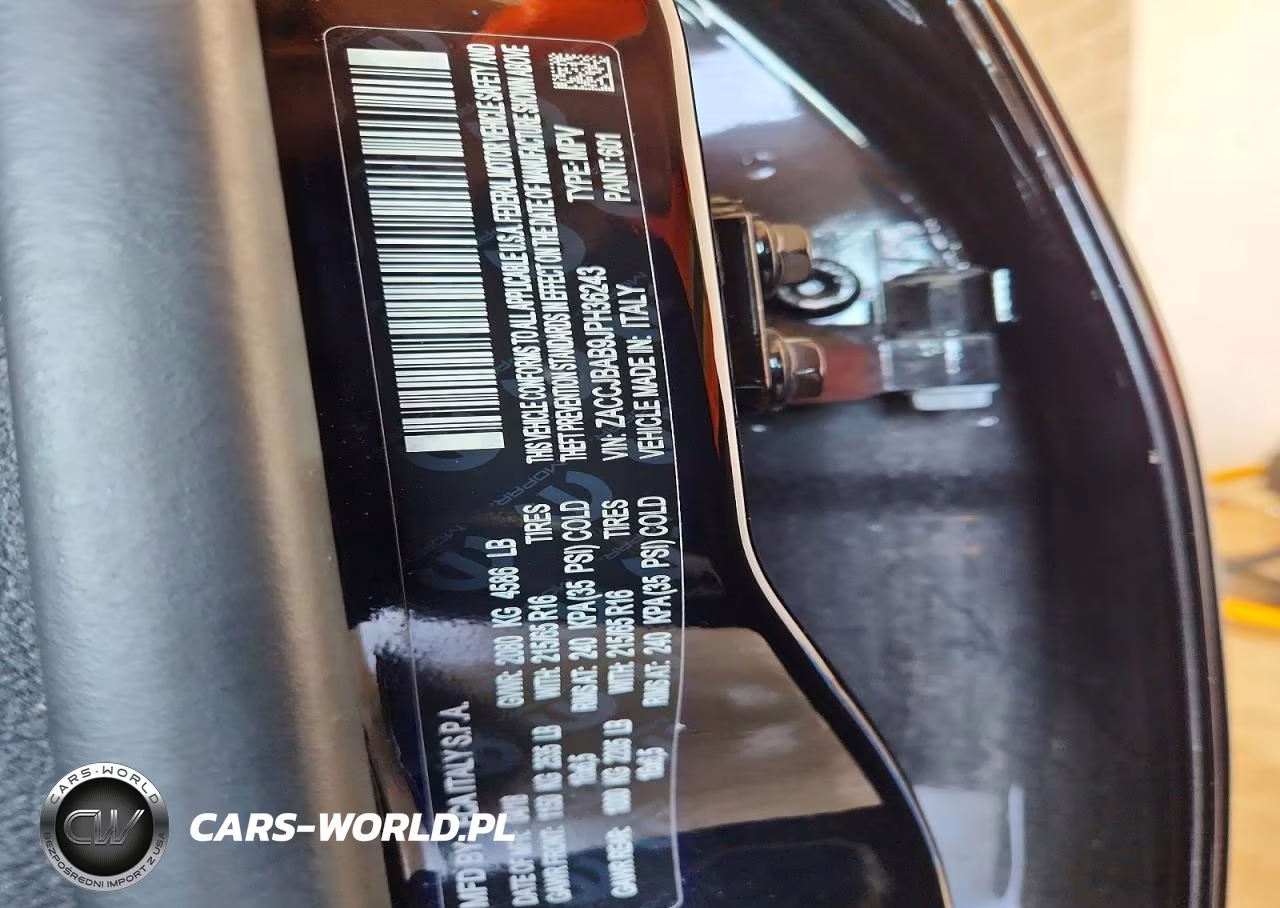 2018 Jeep Renegade Sport VIN:ZACCJBAB9JPH36243 - 12