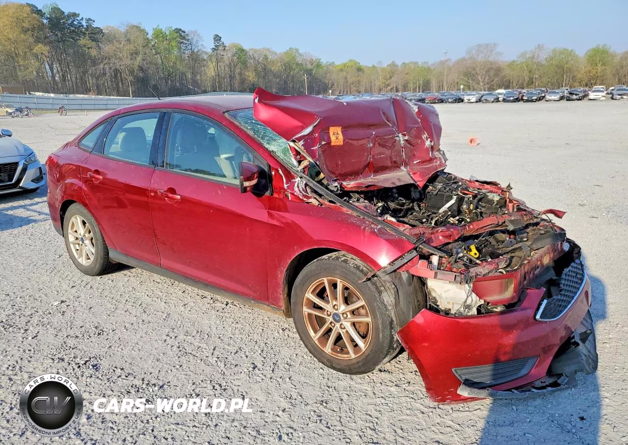 2016 Ford Focus Se VIN:1FADP3F2XGL287787 - 4