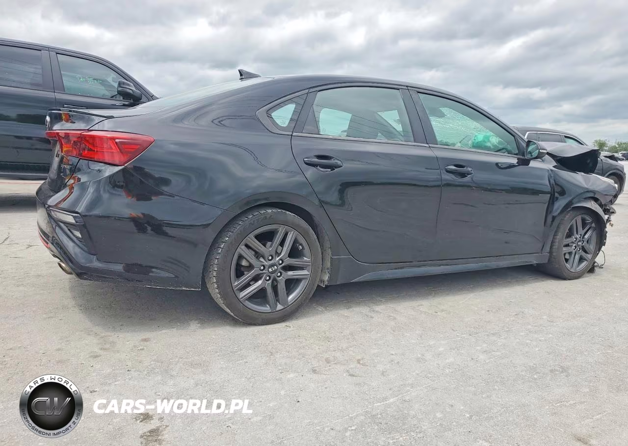 2020 Kia Forte Gt Line VIN:3KPF34AD6LE176878 - 3