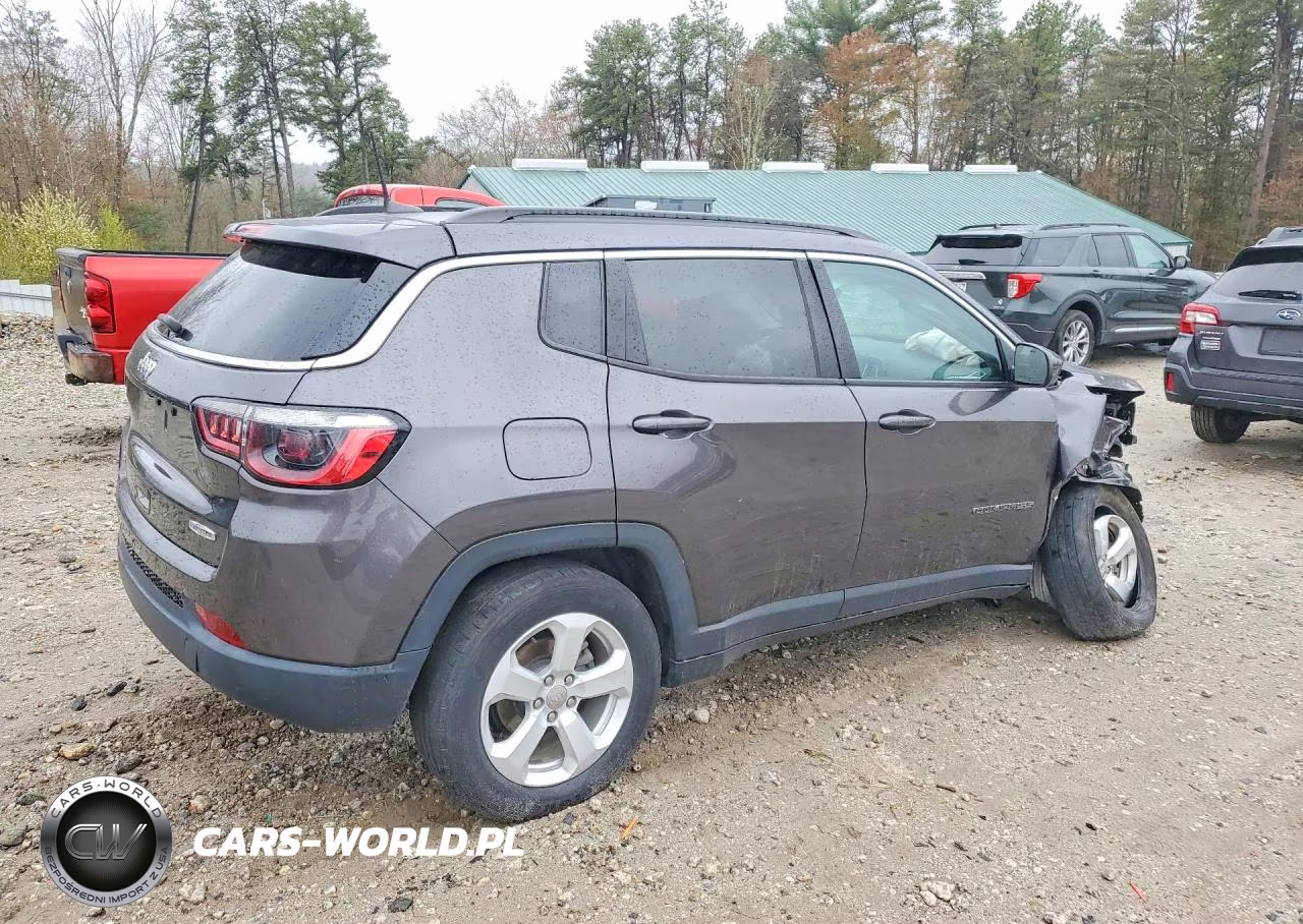 2021 Jeep Compass Latitude VIN:3C4NJDBB0MT504002 - 3