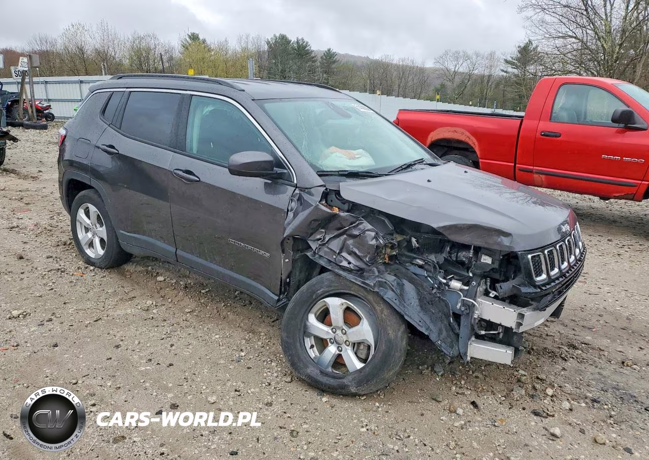 2021 Jeep Compass Latitude VIN:3C4NJDBB0MT504002 - 4