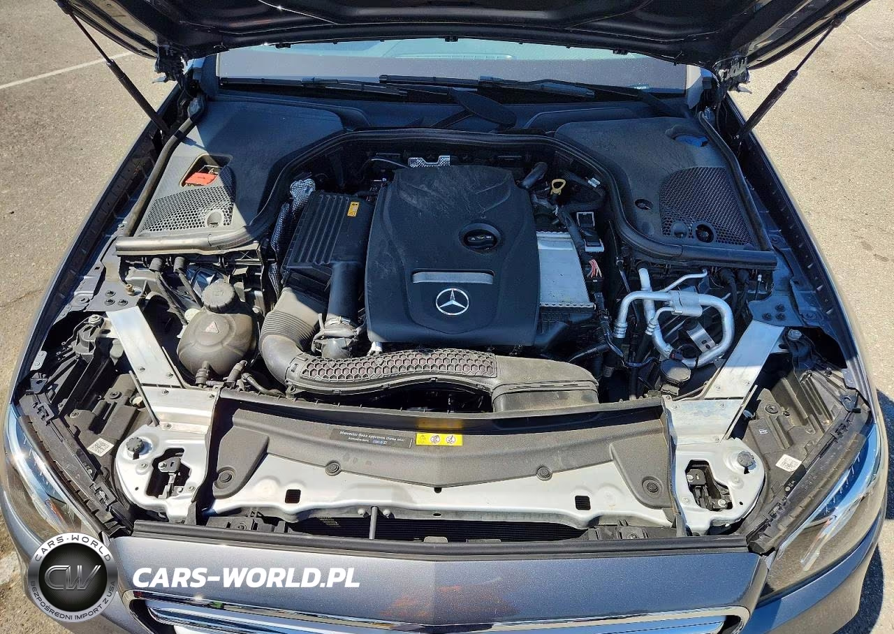 2018 Mercedes-Benz E 300 VIN:WDDZF4JB4JA316743 - 11