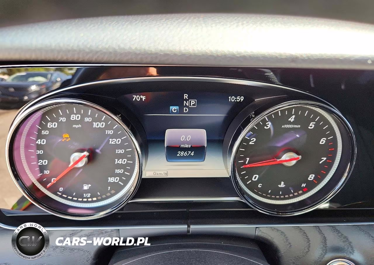 2018 Mercedes-Benz E 300 VIN:WDDZF4JB4JA316743 - 9
