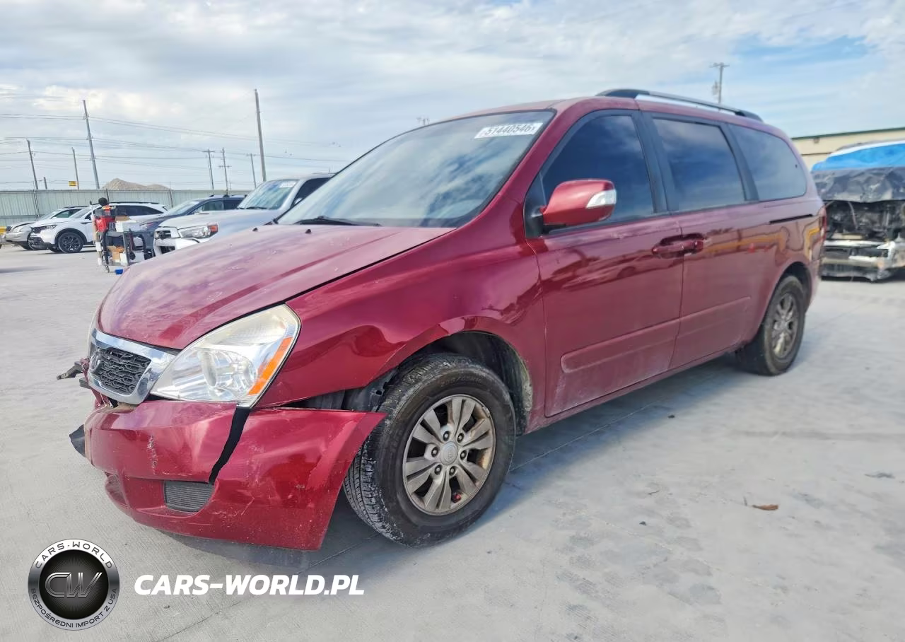 2011 Kia Sedona Lx