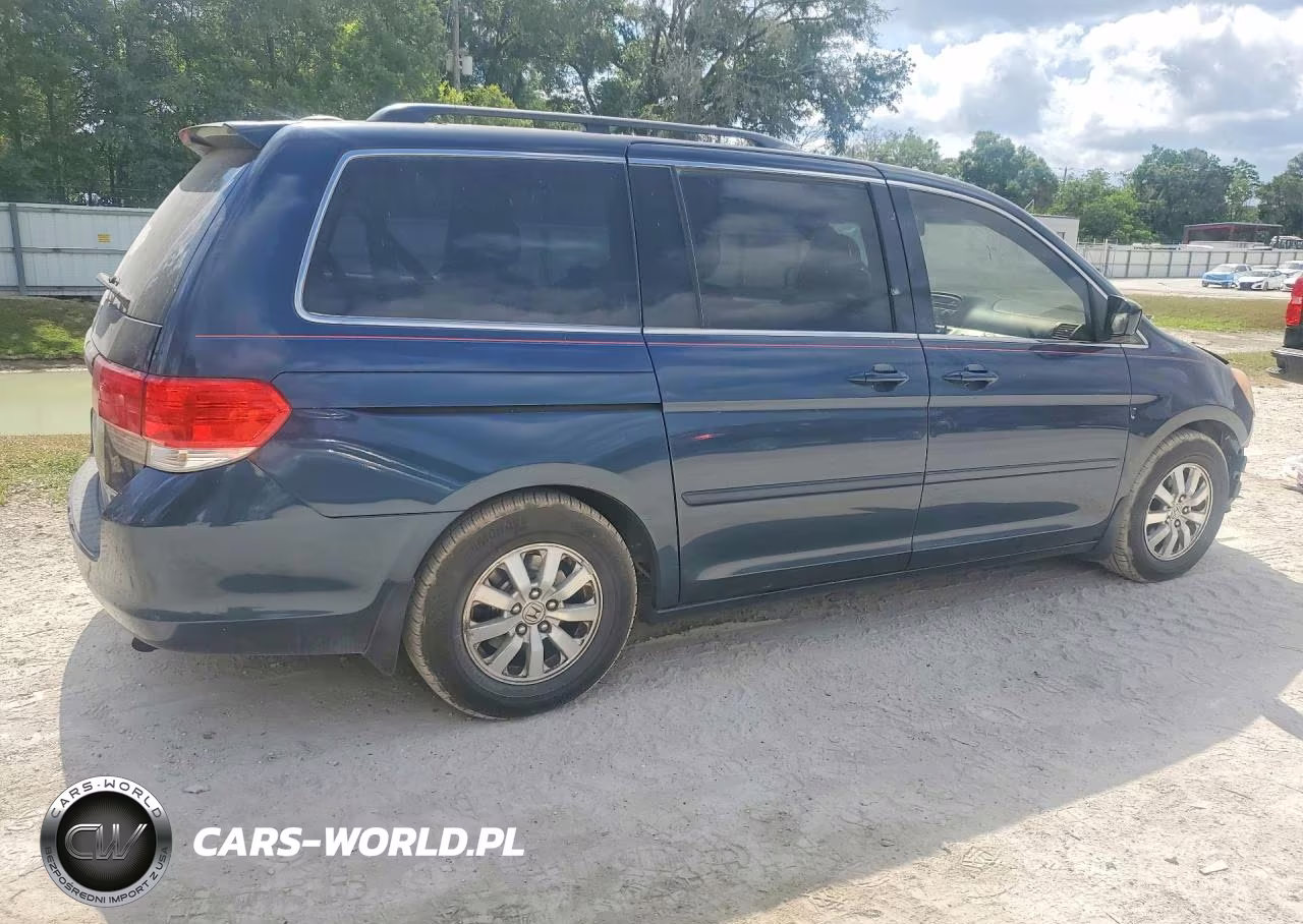 2010 Honda Odyssey Exl VIN:5FNRL3H64AB095013 - 3