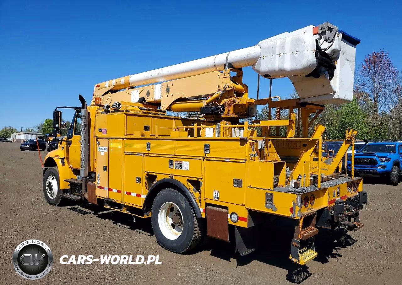 2011 International 4400 Bucket Truck VIN:1HTMKAAR3BH383860 - 3