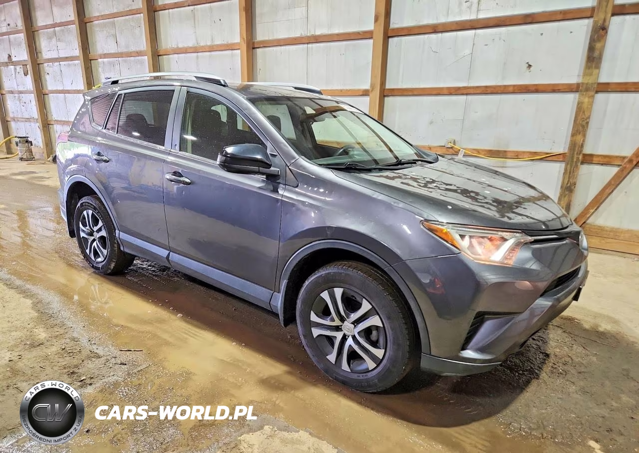 2017 Toyota Rav4 Le VIN:JTMBFREV3HJ137990 - 4