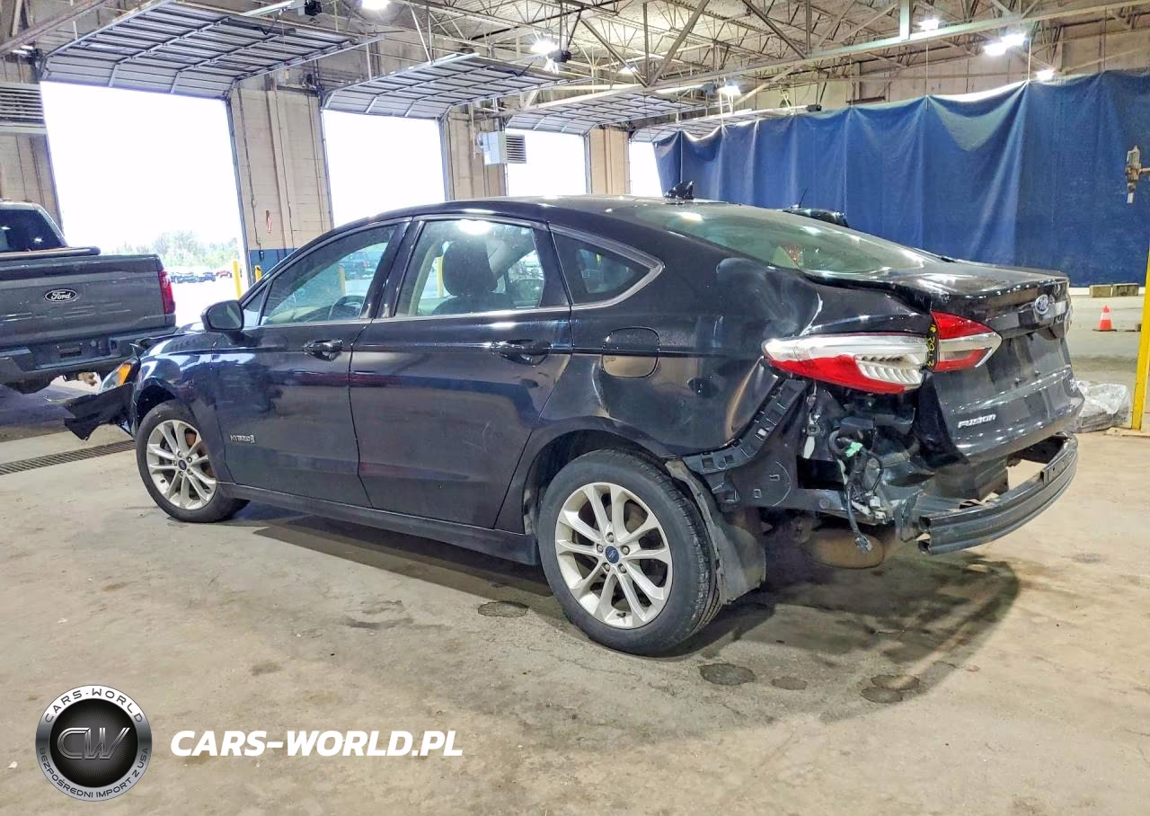 2019 Ford Fusion Se VIN:3FA6P0LU0KR182344 - 2