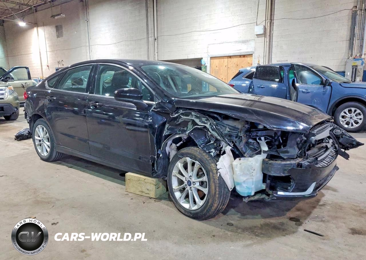 2019 Ford Fusion Se VIN:3FA6P0LU0KR182344 - 4