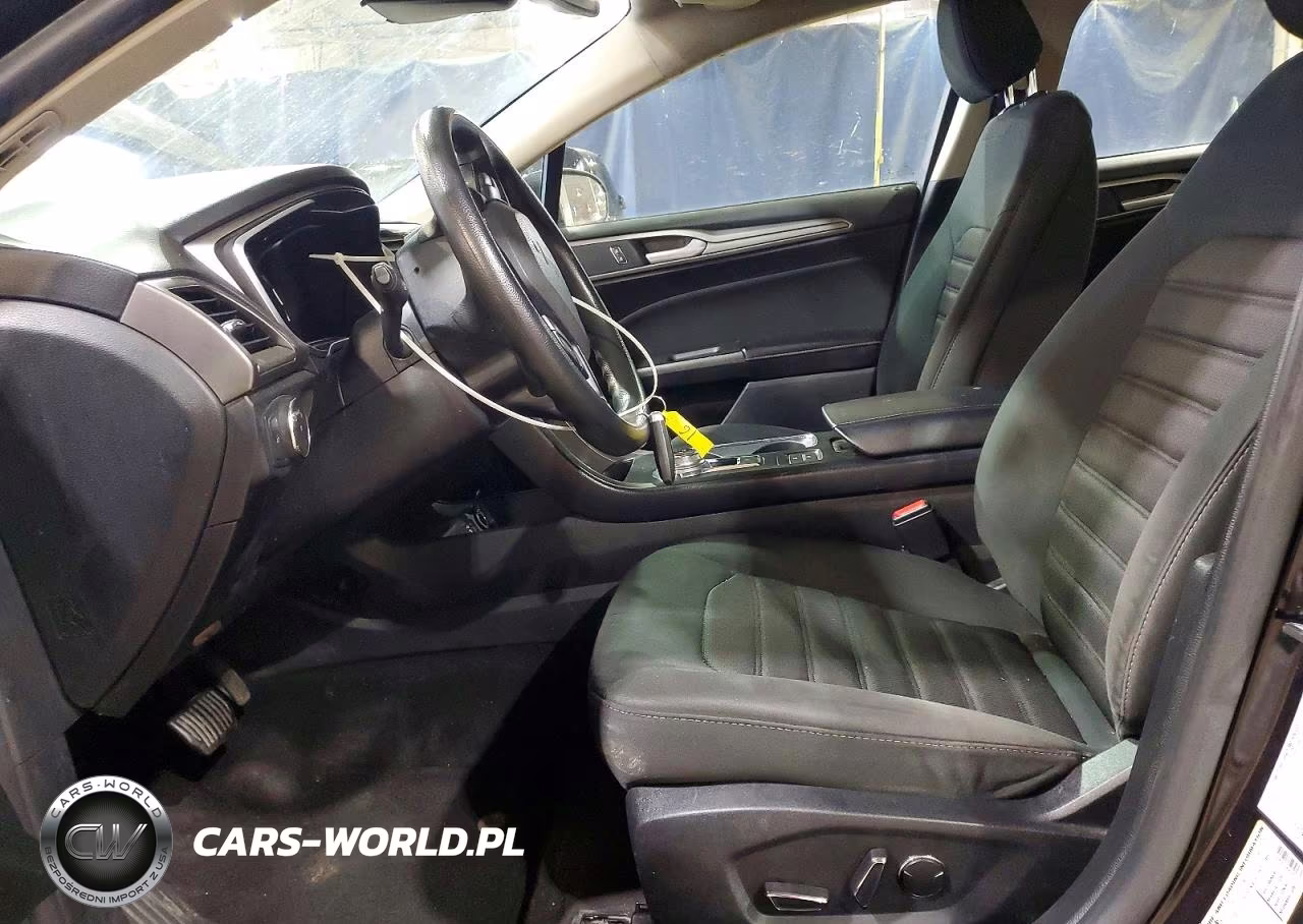 2019 Ford Fusion Se VIN:3FA6P0LU0KR182344 - 7