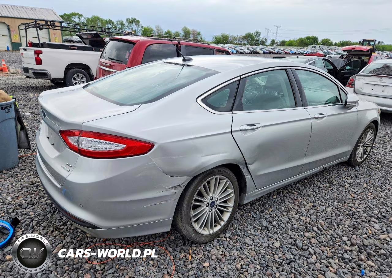 2015 Ford Fusion Se VIN:3FA6P0HD5FR275987 - 3