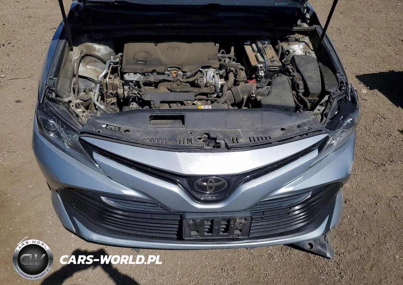 2018 Toyota Camry Le VIN:4T1B11HK1JU108828 - 11