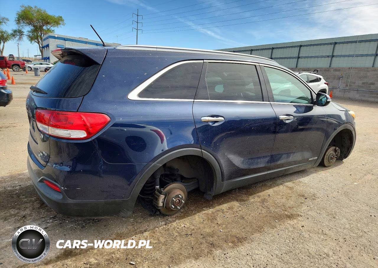2017 Kia Sorento Lx V6 VIN:5XYPGDA57HG241054 - 3
