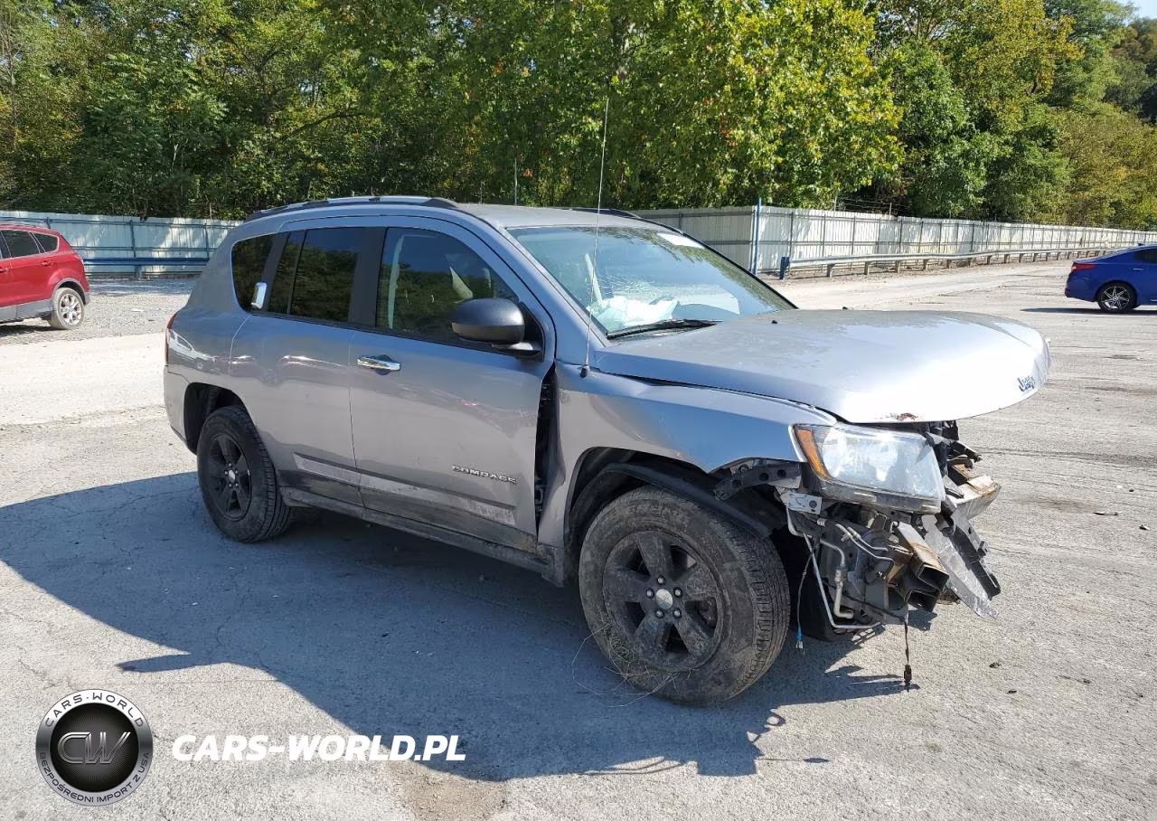 2016 Jeep Compass Sport VIN:1C4NJCBA6GD575121 - 4