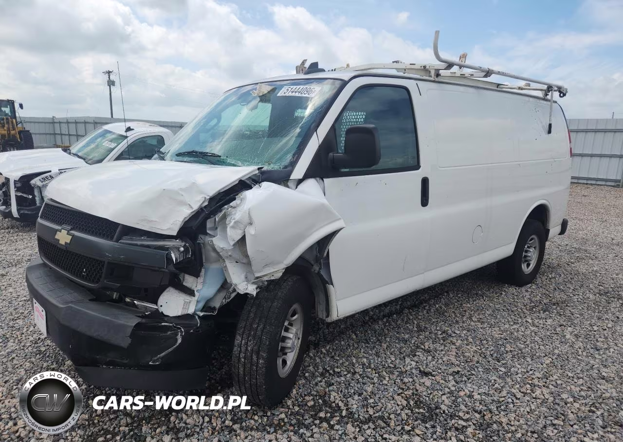 2018 Chevrolet Express G2500