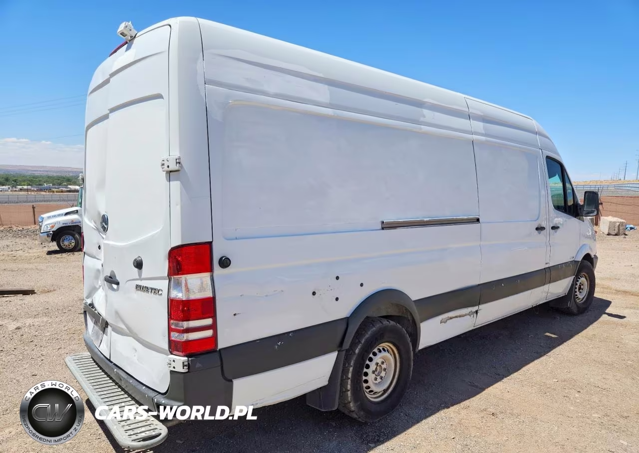 2012 Mercedes Benz Sprinter 2500 Delivery Van VIN:WD3PE8CB5C5671306 - 3