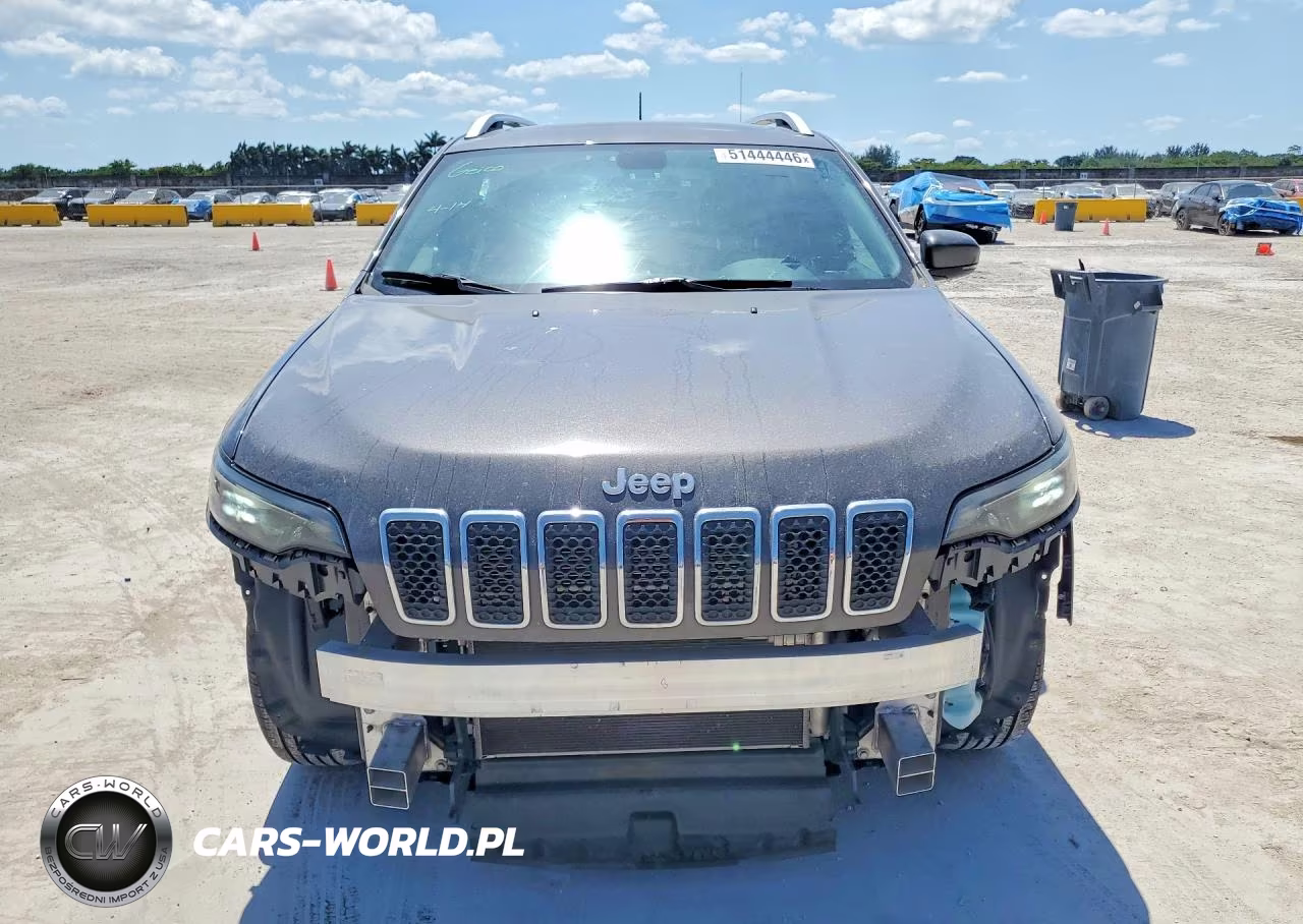 2019 Jeep Cherokee Latitude Plus VIN:1C4PJMLB0KD453014 - 5
