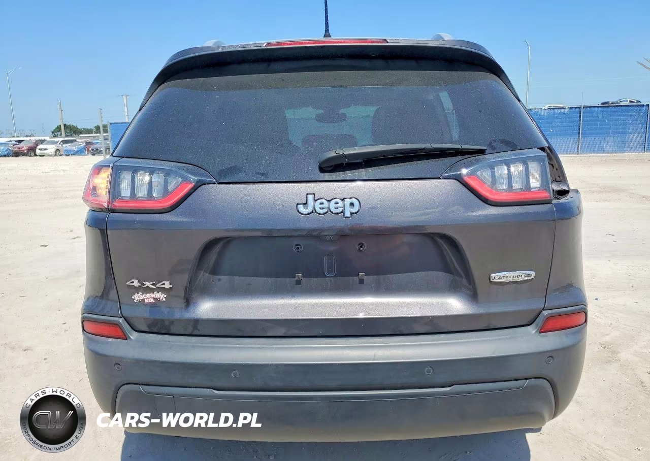 2019 Jeep Cherokee Latitude Plus VIN:1C4PJMLB0KD453014 - 6
