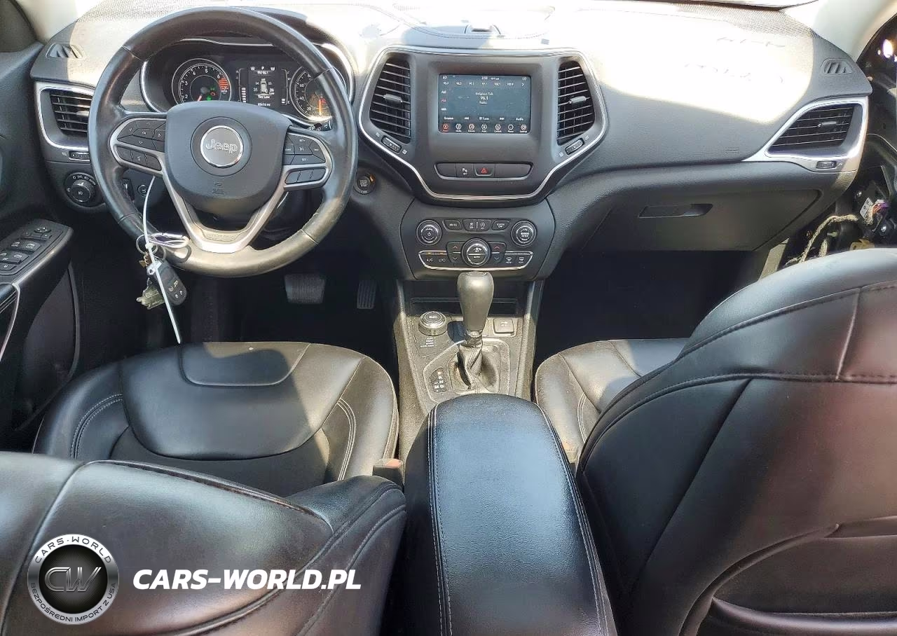 2019 Jeep Cherokee Latitude Plus VIN:1C4PJMLB0KD453014 - 8
