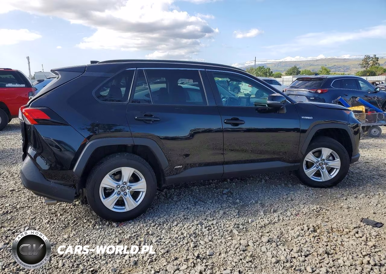 2020 Toyota Rav4 Le VIN:2T3M6RFV0LW001723 - 3