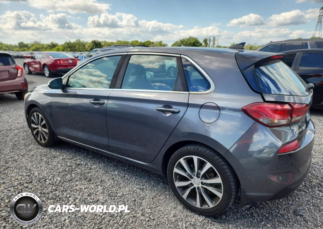 2018 Hyundai Elantra Gt Base VIN:KMHH35LE6JU040040 - 2