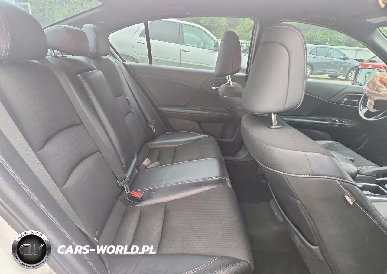 2016 Honda Accord Sport VIN:1HGCR2F56GA182200 - 10