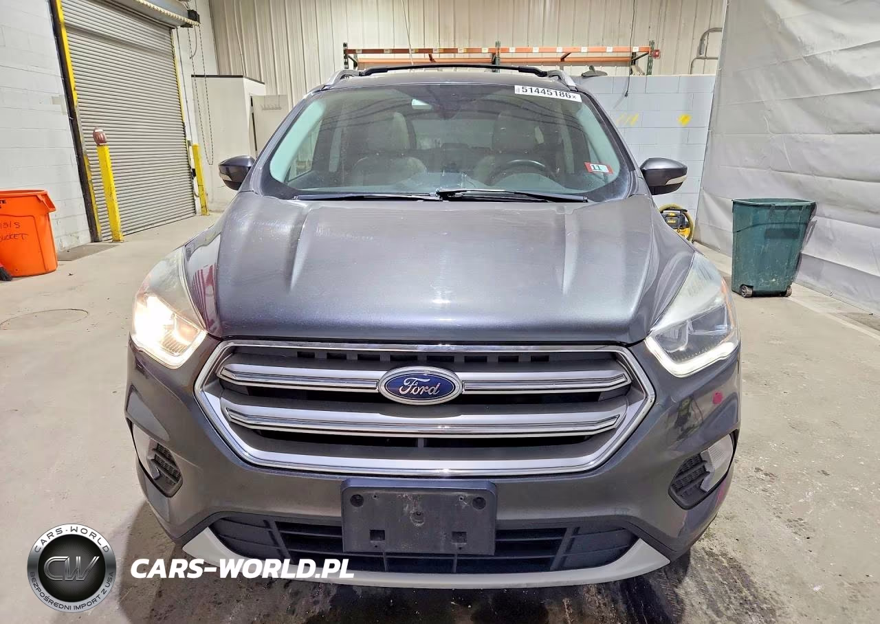 2017 Ford Escape Titanium VIN:1FMCU9J98HUC13023 - 5