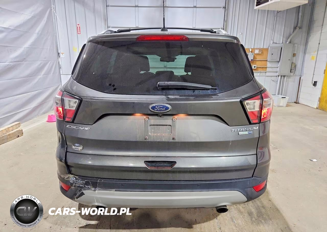 2017 Ford Escape Titanium VIN:1FMCU9J98HUC13023 - 6