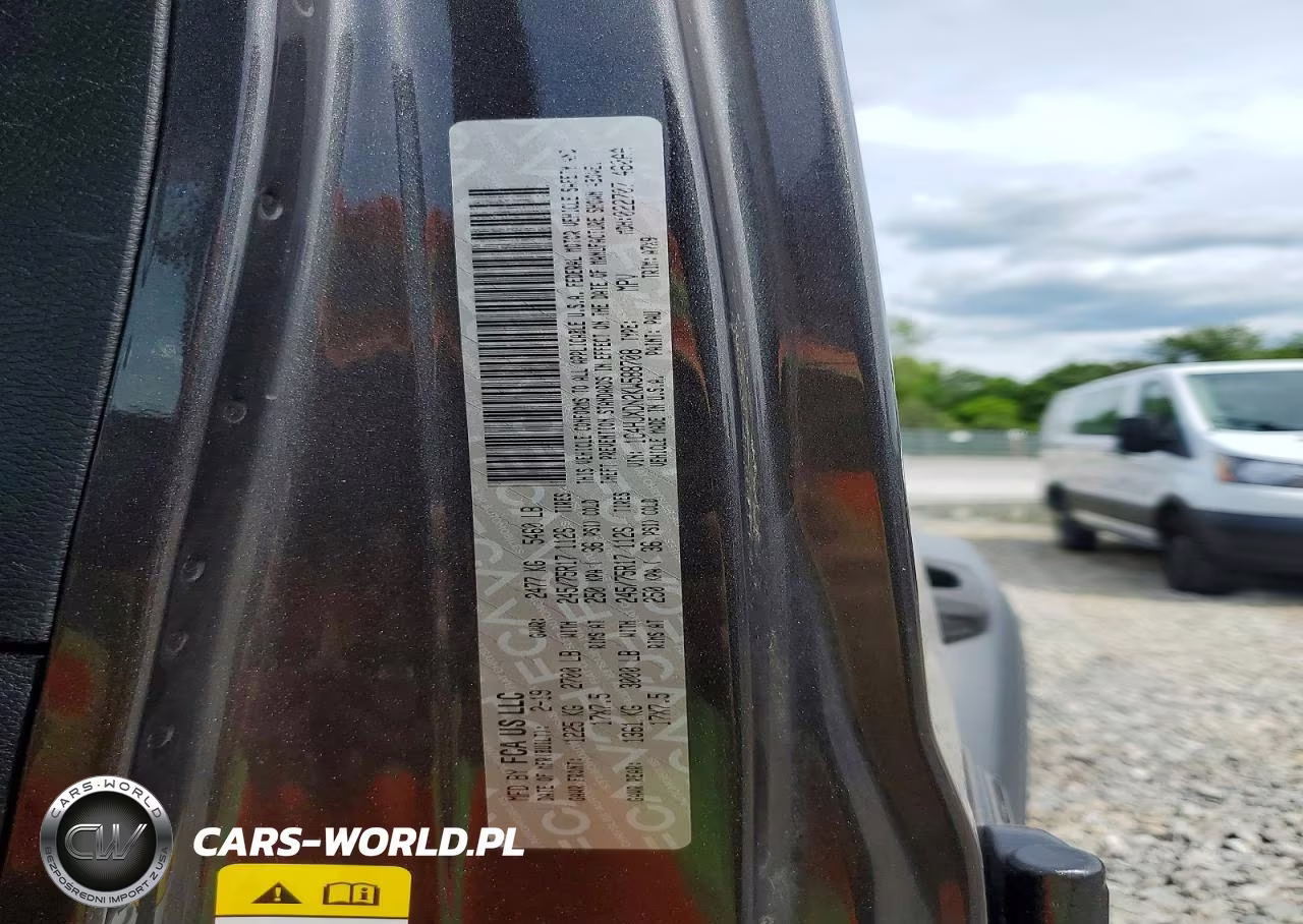 2019 Jeep Wrangler Unlimited Sport VIN:1C4HJXDN2KW588708 - 14