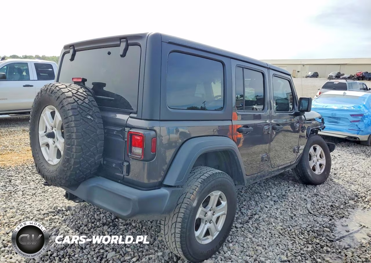 2019 Jeep Wrangler Unlimited Sport VIN:1C4HJXDN2KW588708 - 3