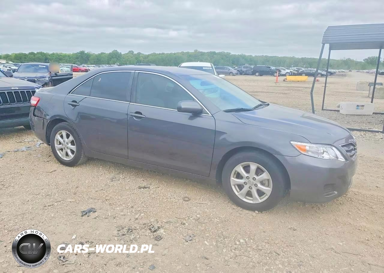 2011 Toyota Camry Le VIN:4T1BF3EKXBU203679 - 4