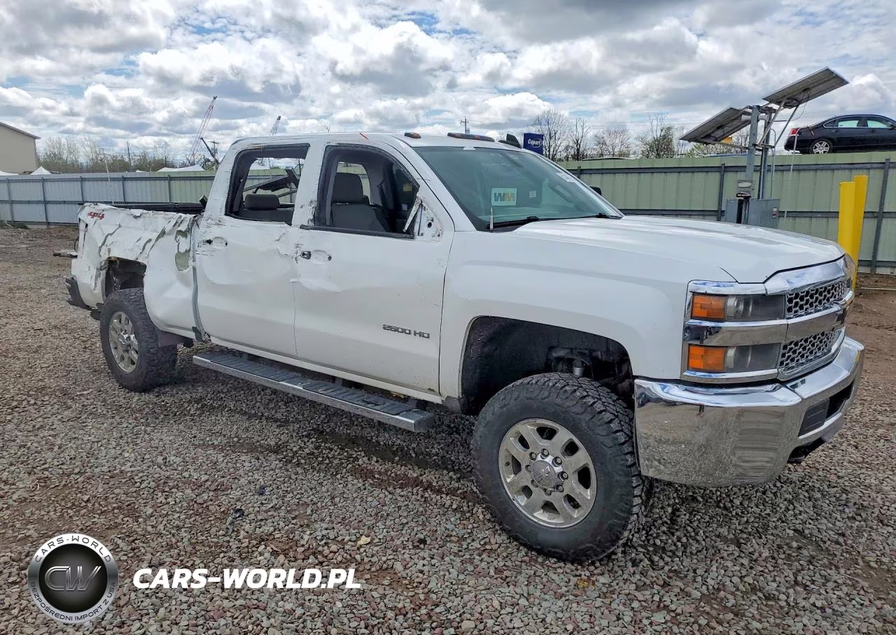 2019 Chevrolet Silverado K2500 Heavy Duty VIN:1GC1KREGXKF103824 - 4