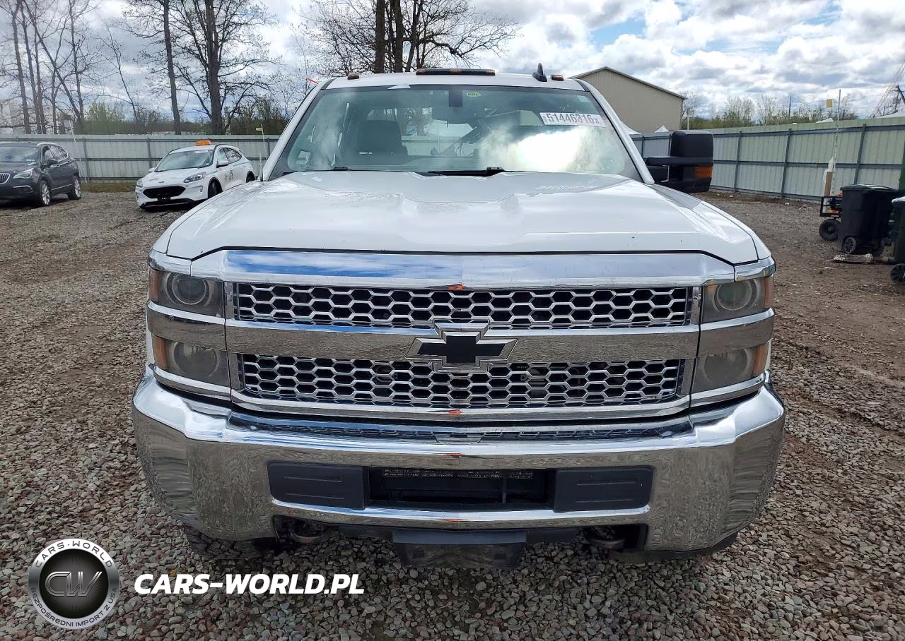 2019 Chevrolet Silverado K2500 Heavy Duty VIN:1GC1KREGXKF103824 - 5