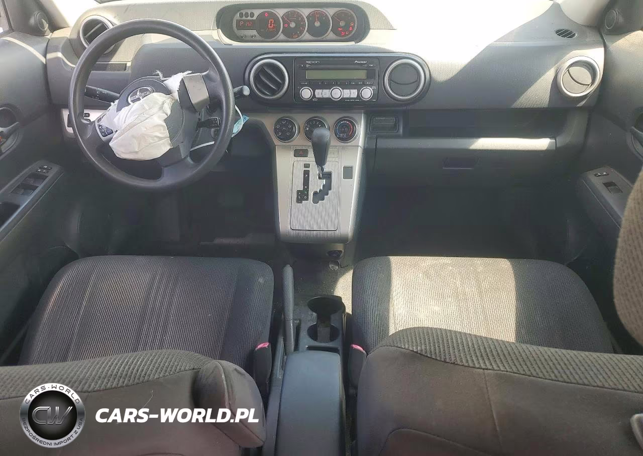 2008 Toyota Scion Xb VIN:JTLKE50E181043999 - 8