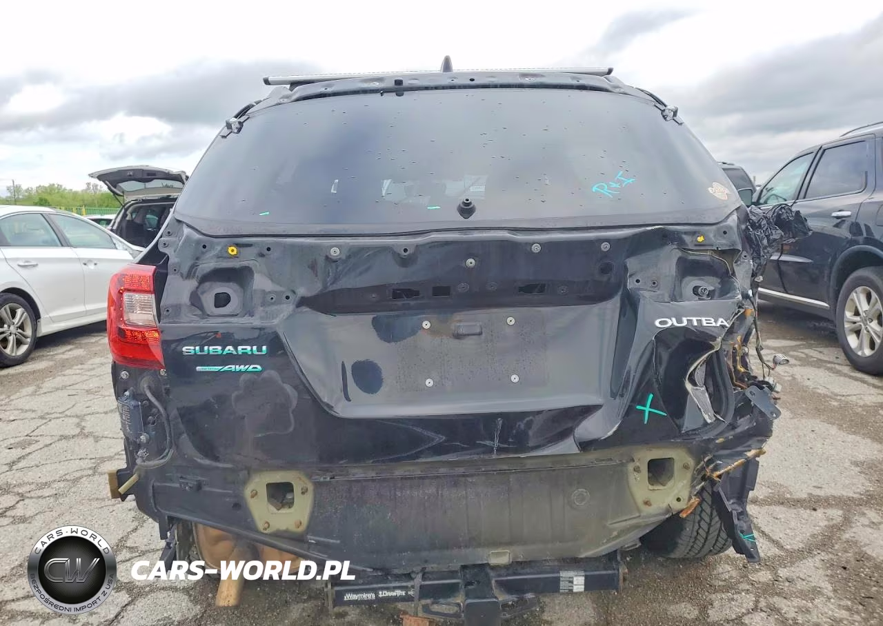 2018 Subaru Outback Touring VIN:4S4BSATC2J3357383 - 6