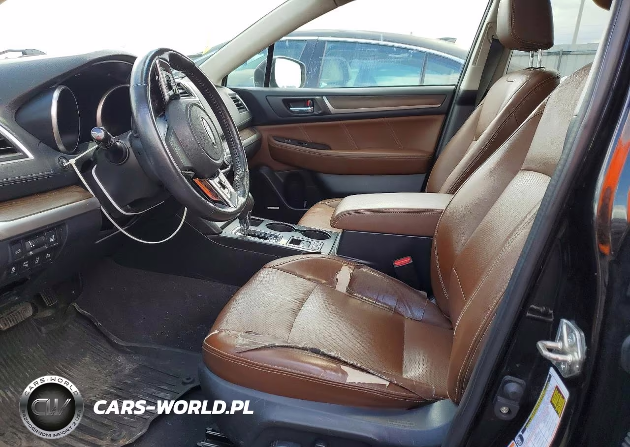 2018 Subaru Outback Touring VIN:4S4BSATC2J3357383 - 7