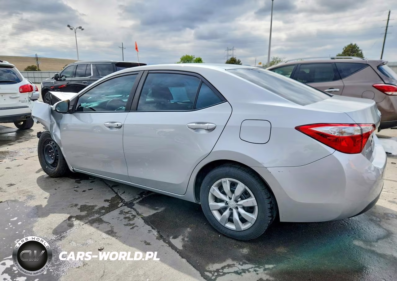 2016 Toyota Corolla Le VIN:2T1BURHE1GC640980 - 2