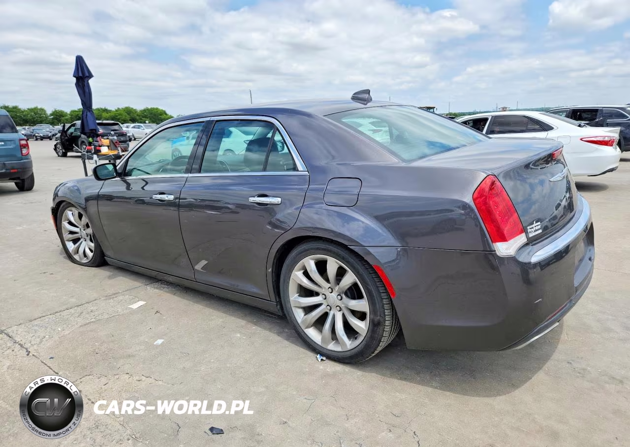 2018 Chrysler 300 Limited VIN:2C3CCAEG4JH123284 - 2
