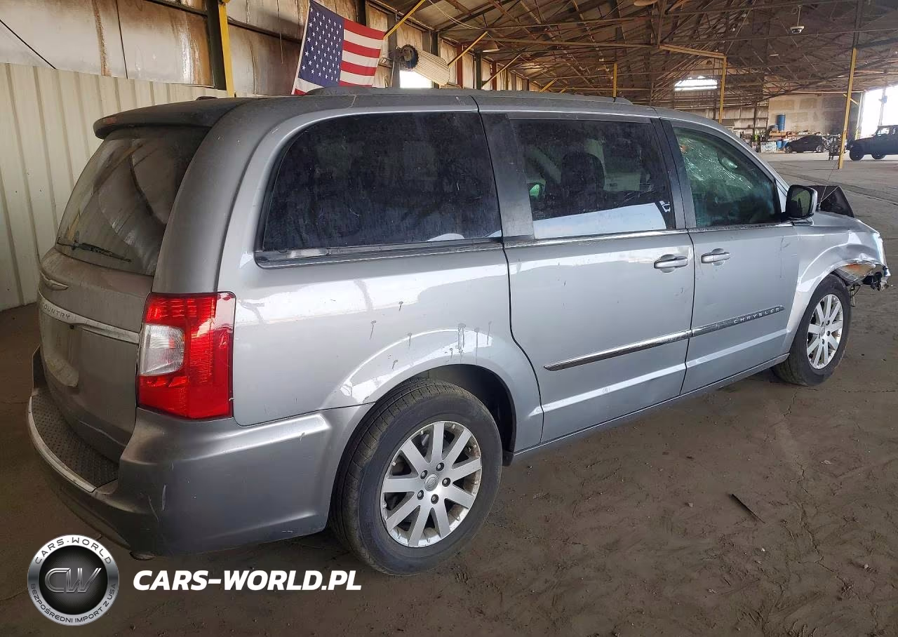 2014 Chrysler Town & Country Touring VIN:2C4RC1BGXER435068 - 3