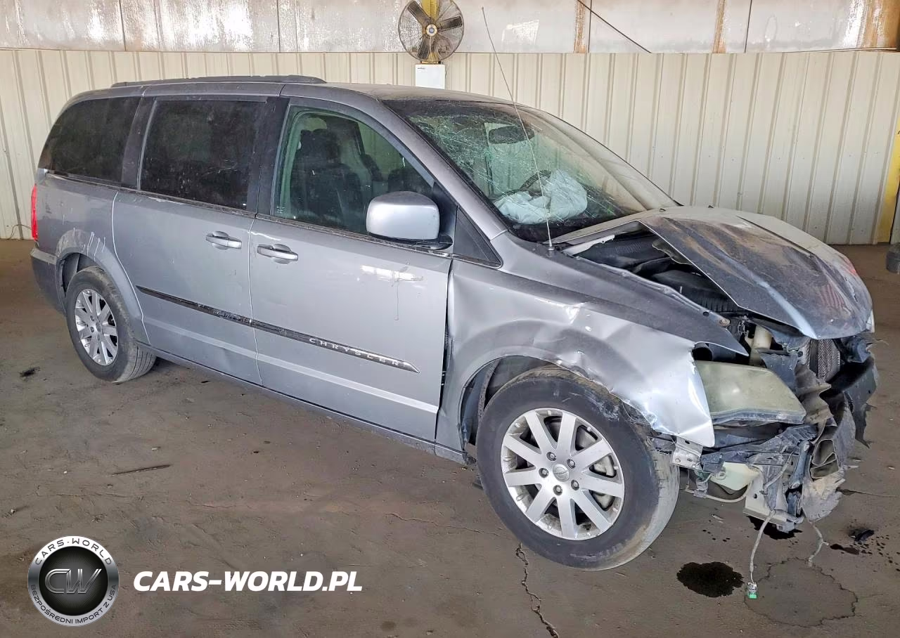 2014 Chrysler Town & Country Touring VIN:2C4RC1BGXER435068 - 4