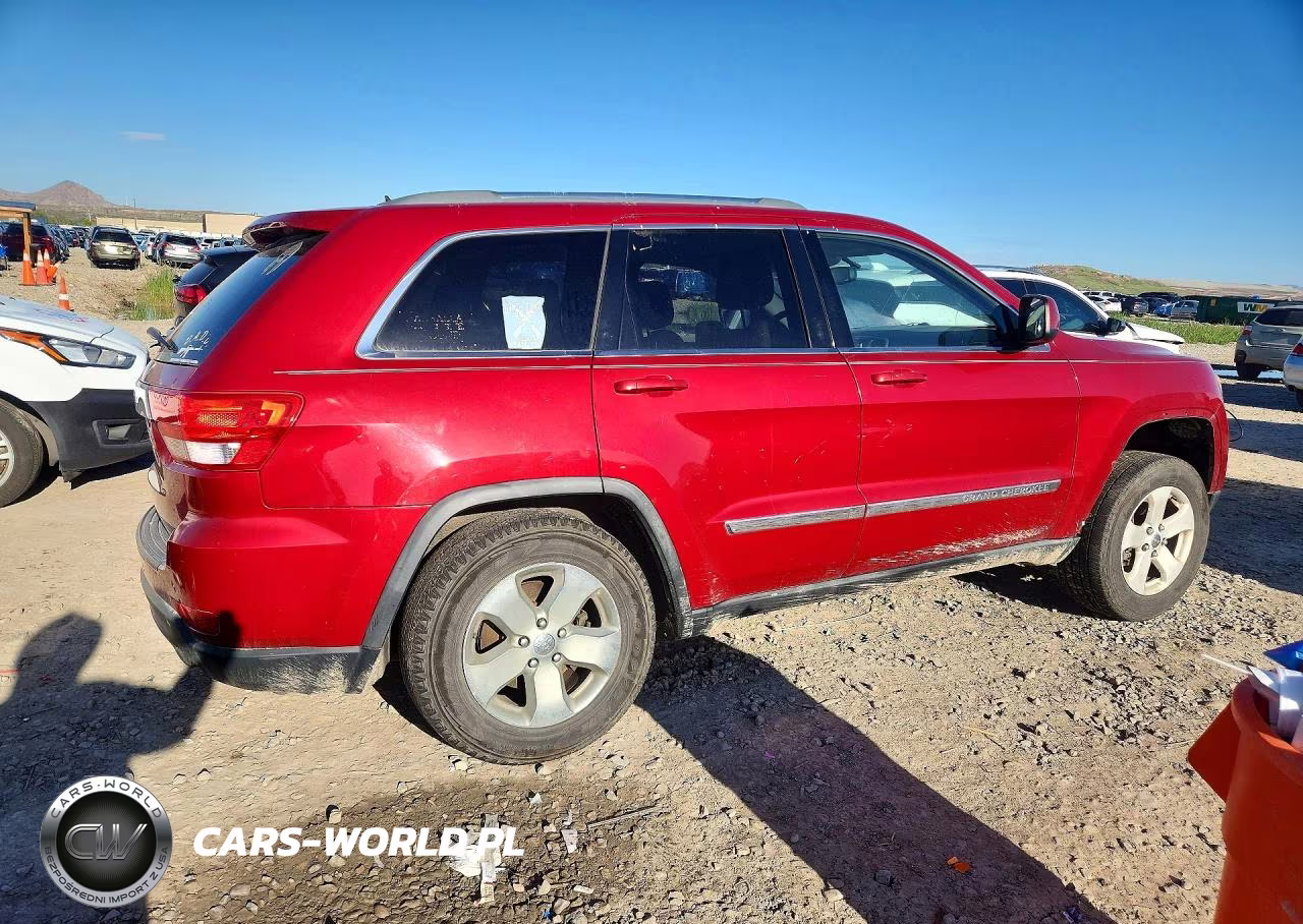 2011 Jeep Grand Cherokee Laredo VIN:1J4RR4GG1BC534529 - 3