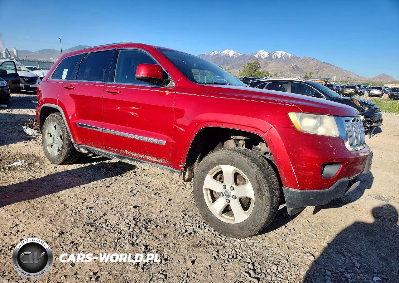 2011 Jeep Grand Cherokee Laredo VIN:1J4RR4GG1BC534529 - 4