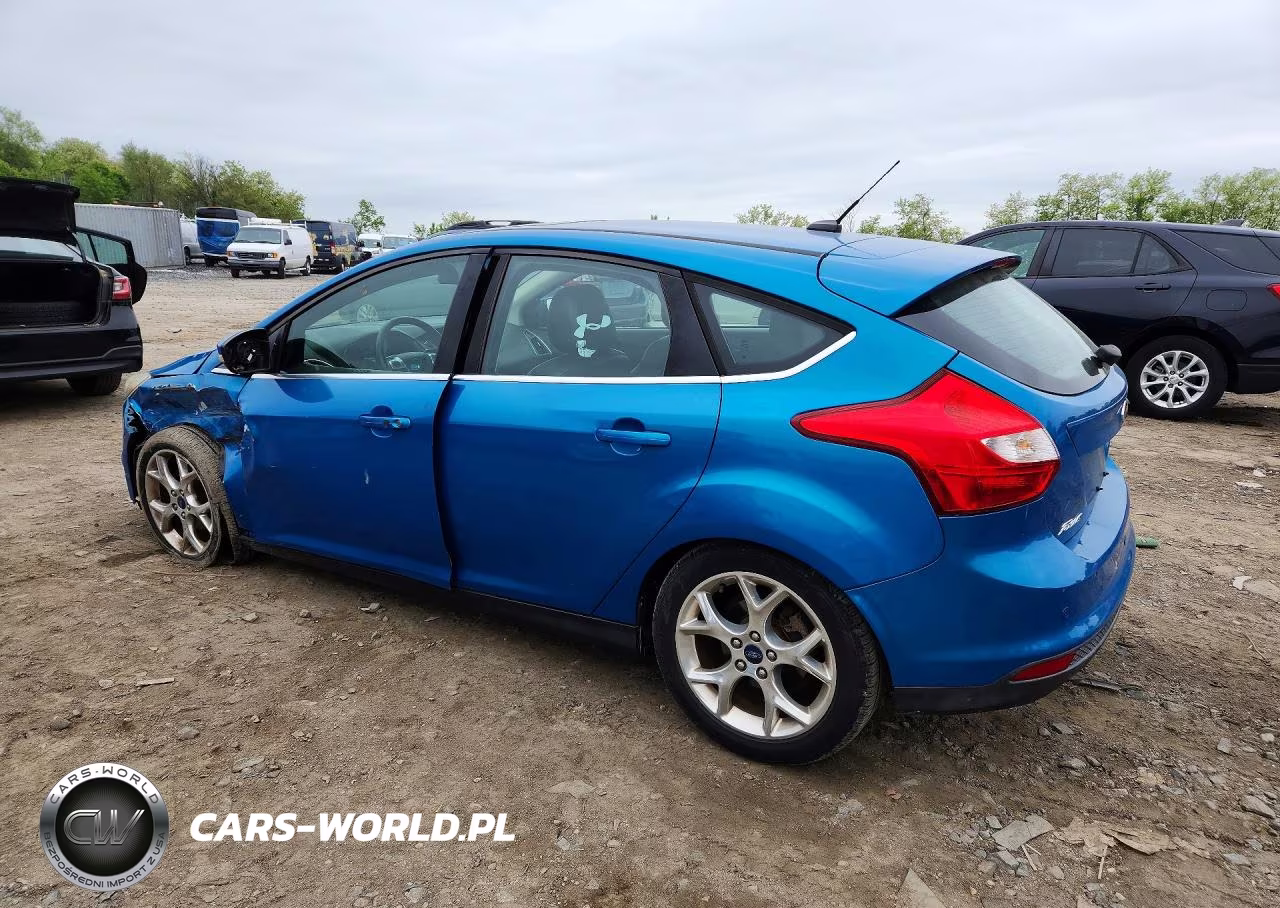 2014 Ford Focus Titanium VIN:1FADP3N2XEL458374 - 2