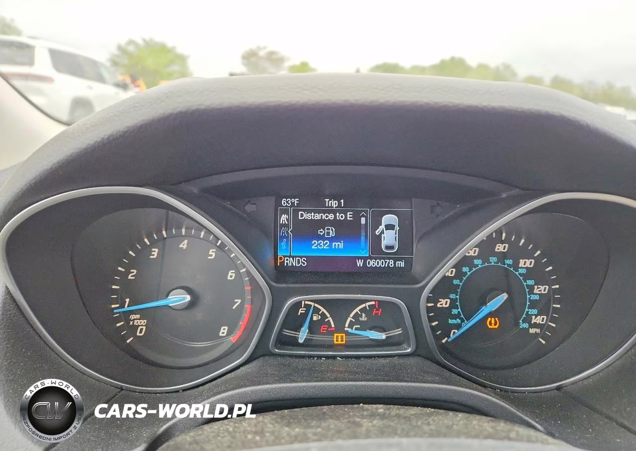 2014 Ford Focus Titanium VIN:1FADP3N2XEL458374 - 9