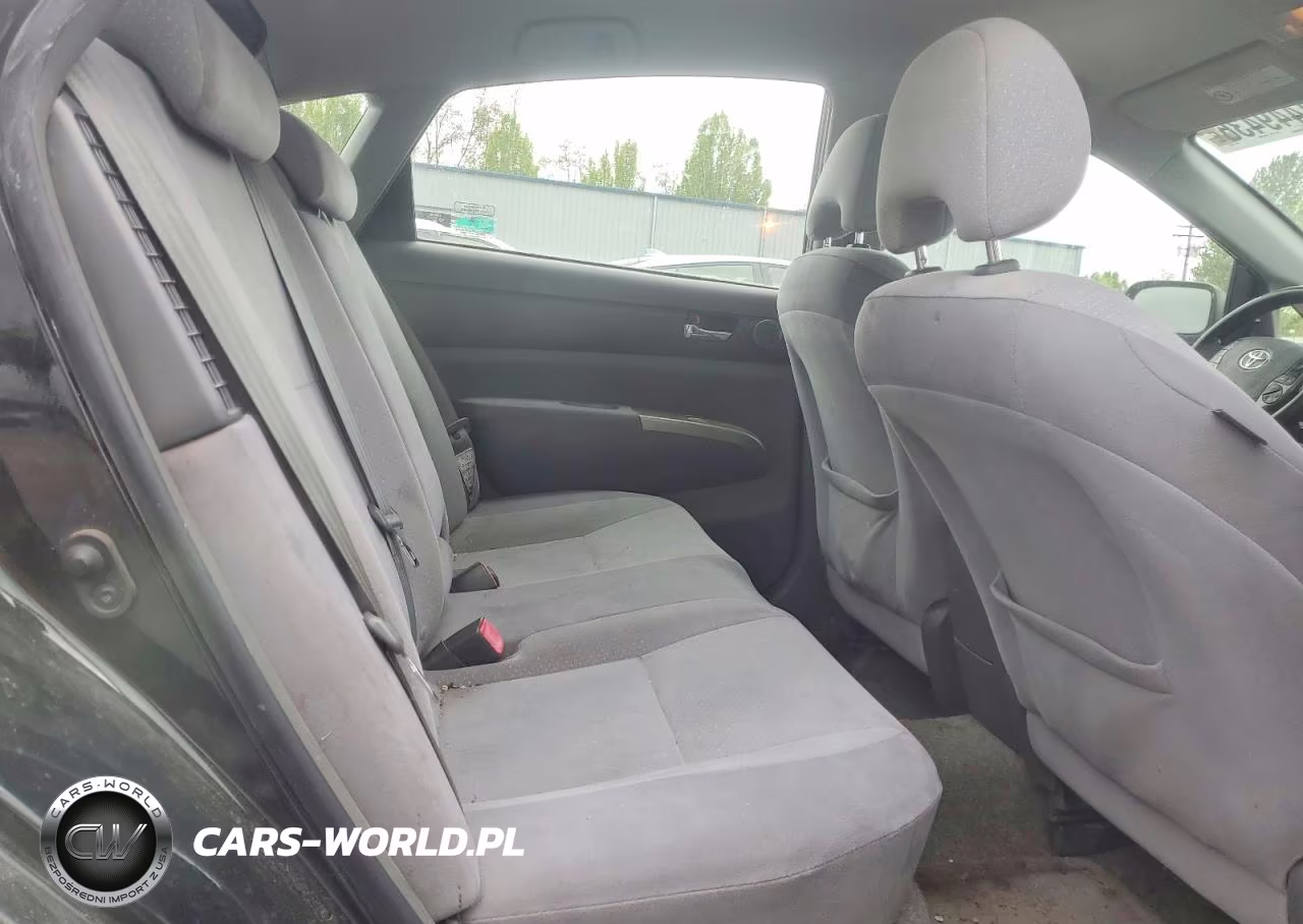 2005 Toyota Prius Base VIN:JTDKB20UX53089082 - 10