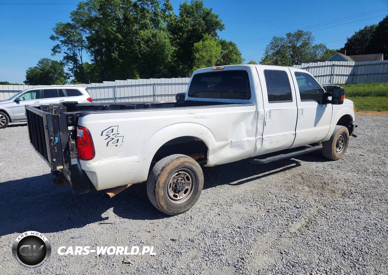 2015 Ford F250 Super Duty VIN:1FT7W2B61FEB91630 - 3